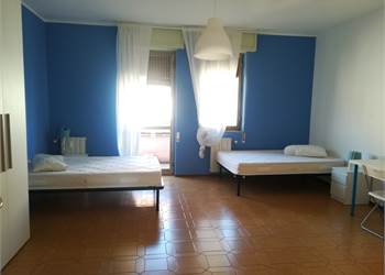 NOVARA CENTRO/FS-STANZA DOPPIA PER STUDENTI